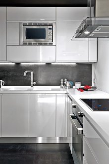 Черно-бяла кухня