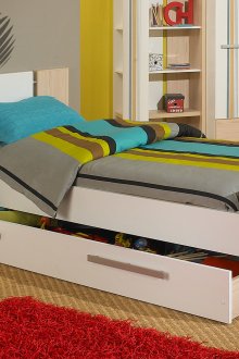 Детско легло с чекмедже