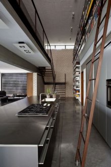 Изобилието от метал в кухнята