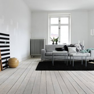 Бяла врата за сауна