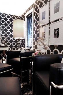 Арт деко черно-бяла всекидневна