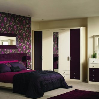 침실 인테리어의 아이보리, 퍼플, 핑크