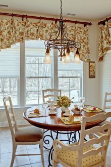 Декор за трапезария в стил кънтри