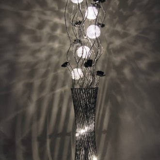 Необичайна лампа за цветя