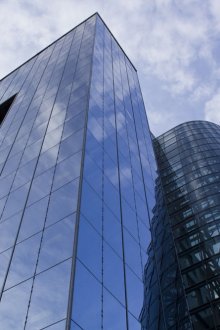 Структурно остъкляване на сграда