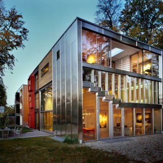 Стъклопис у дома