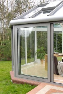 Остъклена тераса на къщата