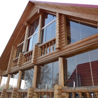 Остъкляване на двуетажна къщичка