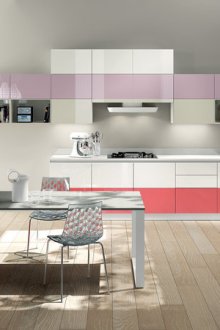 Розов акцент в кухнята