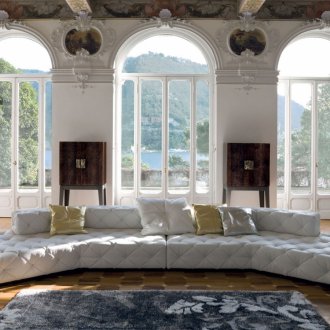 Sofa musim bunga di pedalaman eko