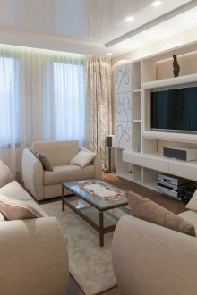 Бежова и бяла всекидневна