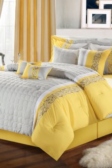 Lantai coklat di bilik tidur kelabu-kuning