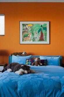 Bilik tidur biru oren