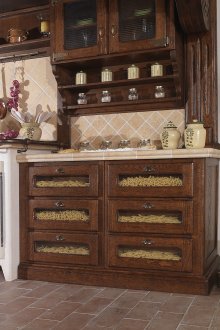 Функционална кухня в кънтри стил