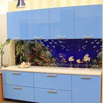 Бежов плот в сини слушалки