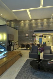 Перламентова боя в модернистичен стил