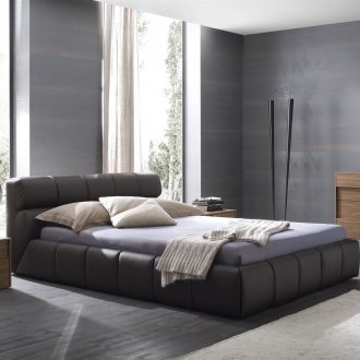 Tab mandi logam moden