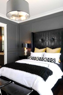 Bilik tidur hitam dan putih bergaya dalam gaya Art Deco