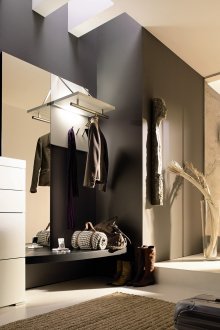 Черно-бели мебели за коридор на високотехнологични