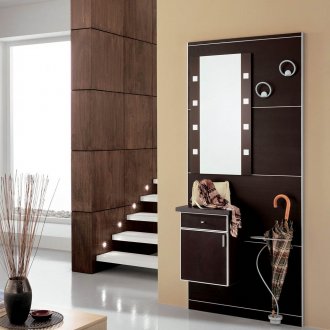 Уютен хай-тек коридор