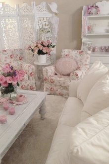 White and pink shabby chic living room