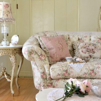 Luxurious Shabby Chic Living Room