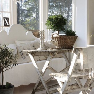 Shabby Chic Wood Furniture