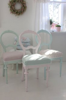 White walls and floor in a shabby chic living room