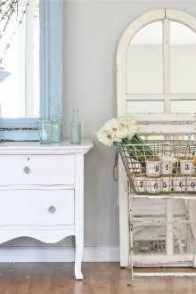 White and blue shabby chic interior