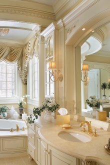 Бежова и бяла баня в класически стил