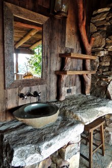 Countertop di kampung yang diperbuat daripada batu semula jadi