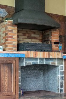 Шкафове в страната от пепел