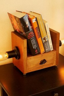 Стойка за книги Steampunk