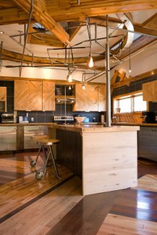 Кухня от дърво Steampunk