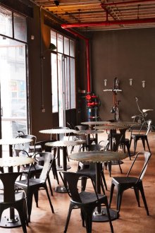 Интериор на кафене Steampunk