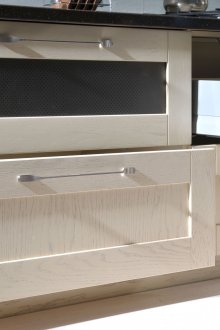 Крема пепел фасада кухня