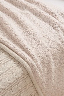 Двустранно покривало в спалнята