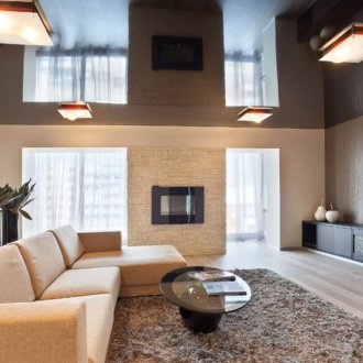 Бежова и черна всекидневна