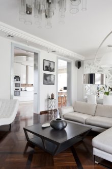 Мебели от бяло и черно арт деко