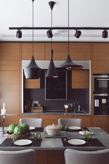 White walls and ceiling in the loft style kitchen