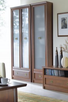 Шкаф и шкаф от череша