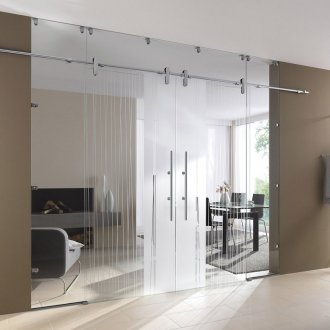Стъклени врати в модерен апартамент