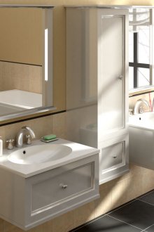 Warna kuning muda, putih dan hitam di bahagian dalam bilik mandi