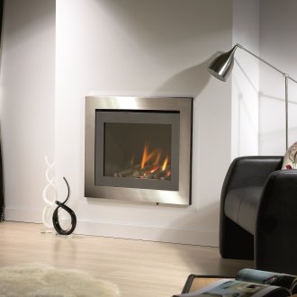 Черно-бели мебели и декор в хола