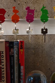 Метален държач за ключове за стена