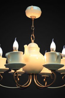 Необичаен полилей във формата на чайник и чаши