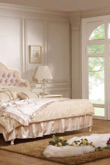 Луксозна класическа спалня