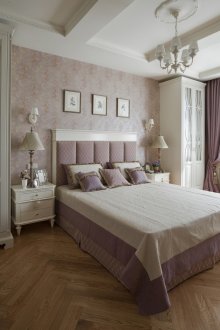 Лилаво-бяла спалня в стил Прованс