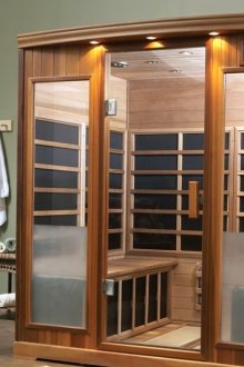 아파트에 미닫이문이 있는 사우나