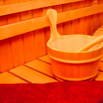 사우나의 나무 액세서리